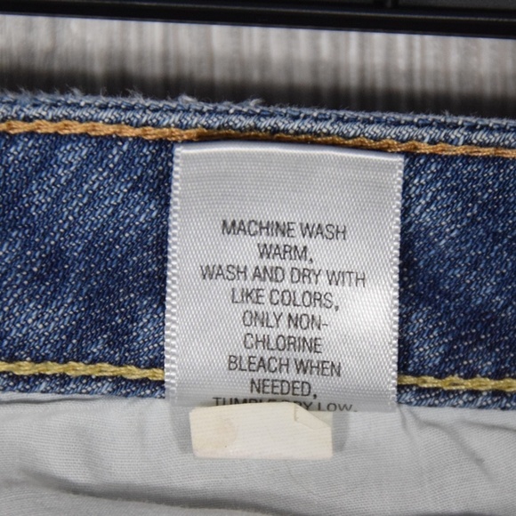 BANANA REPUBLIC Cropped Cuffed Jeans Size 26 or size 2 - Picture 7 of 8